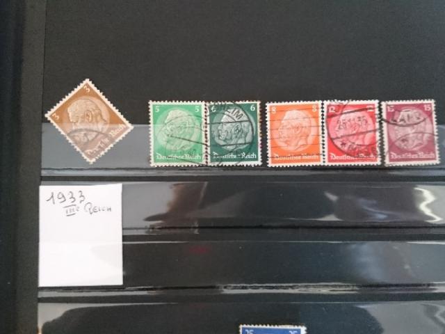 COLLECTION DE TIMBRES 