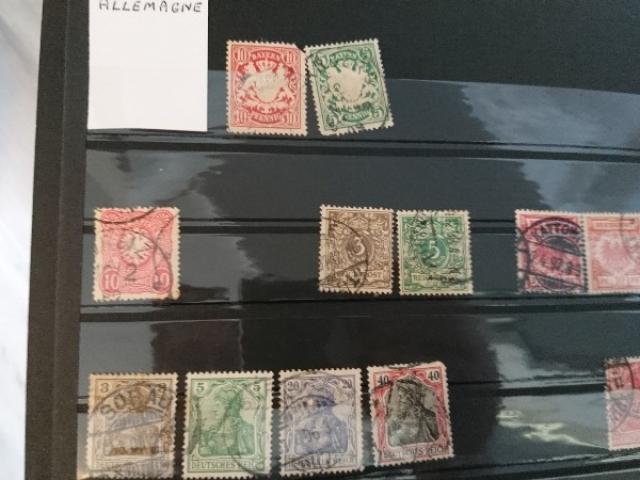 COLLECTION DE TIMBRES 